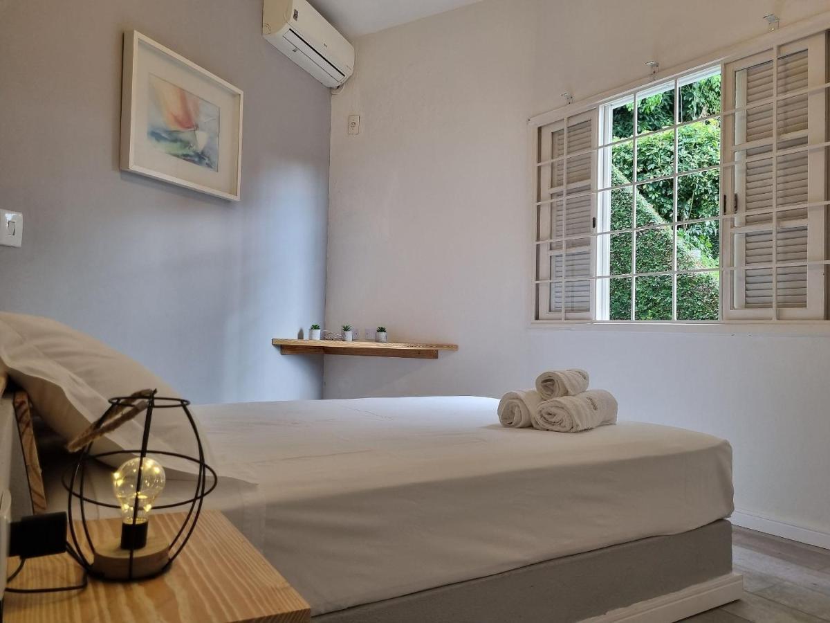 Casas Com Jacuzzi E Churrasqueira A 500 Metros Da Praia Do Pereque Na Ilhabela Esterno foto